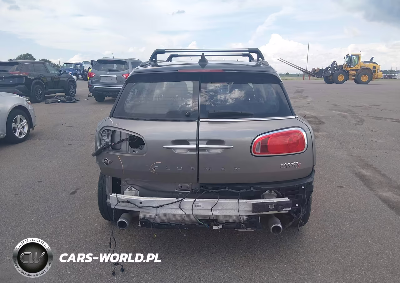 2019 Mini Clubman Cooper S VIN:WMWLU5C55K2G04690 - 17