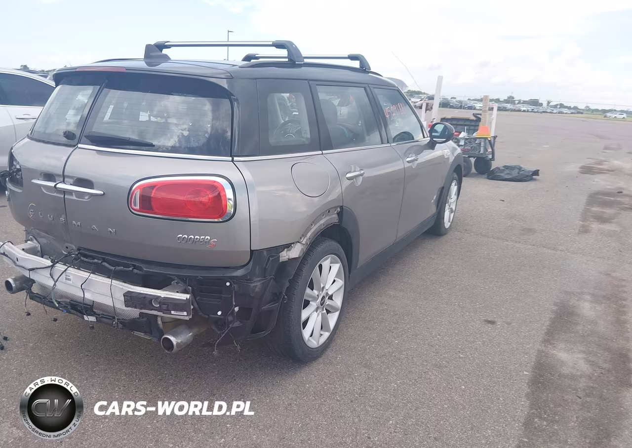 2019 Mini Clubman Cooper S VIN:WMWLU5C55K2G04690 - 19