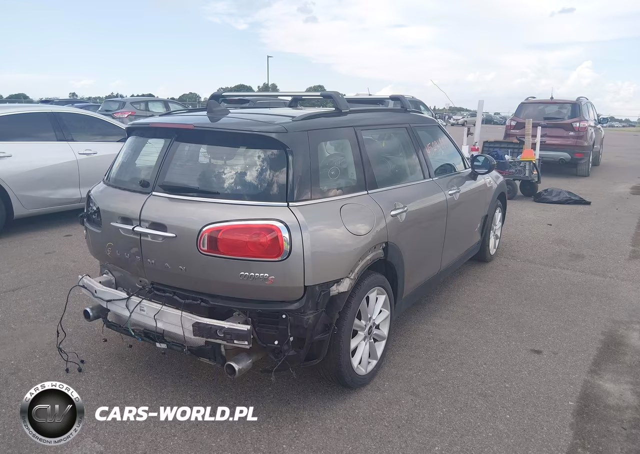 2019 Mini Clubman Cooper S VIN:WMWLU5C55K2G04690 - 4