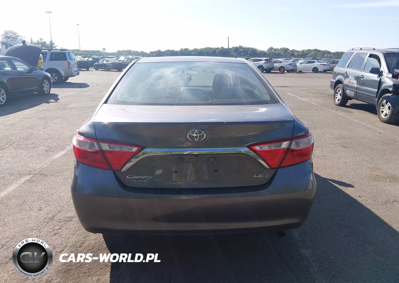 2016 Toyota Camry Le VIN:4T4BF1FK9GR530770 - 16