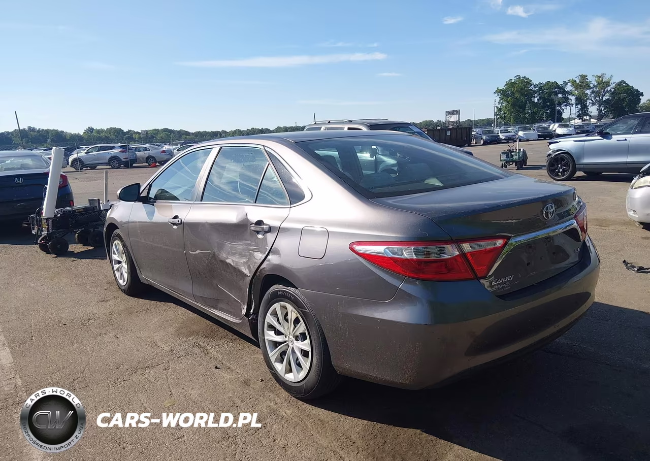 2016 Toyota Camry Le VIN:4T4BF1FK9GR530770 - 3