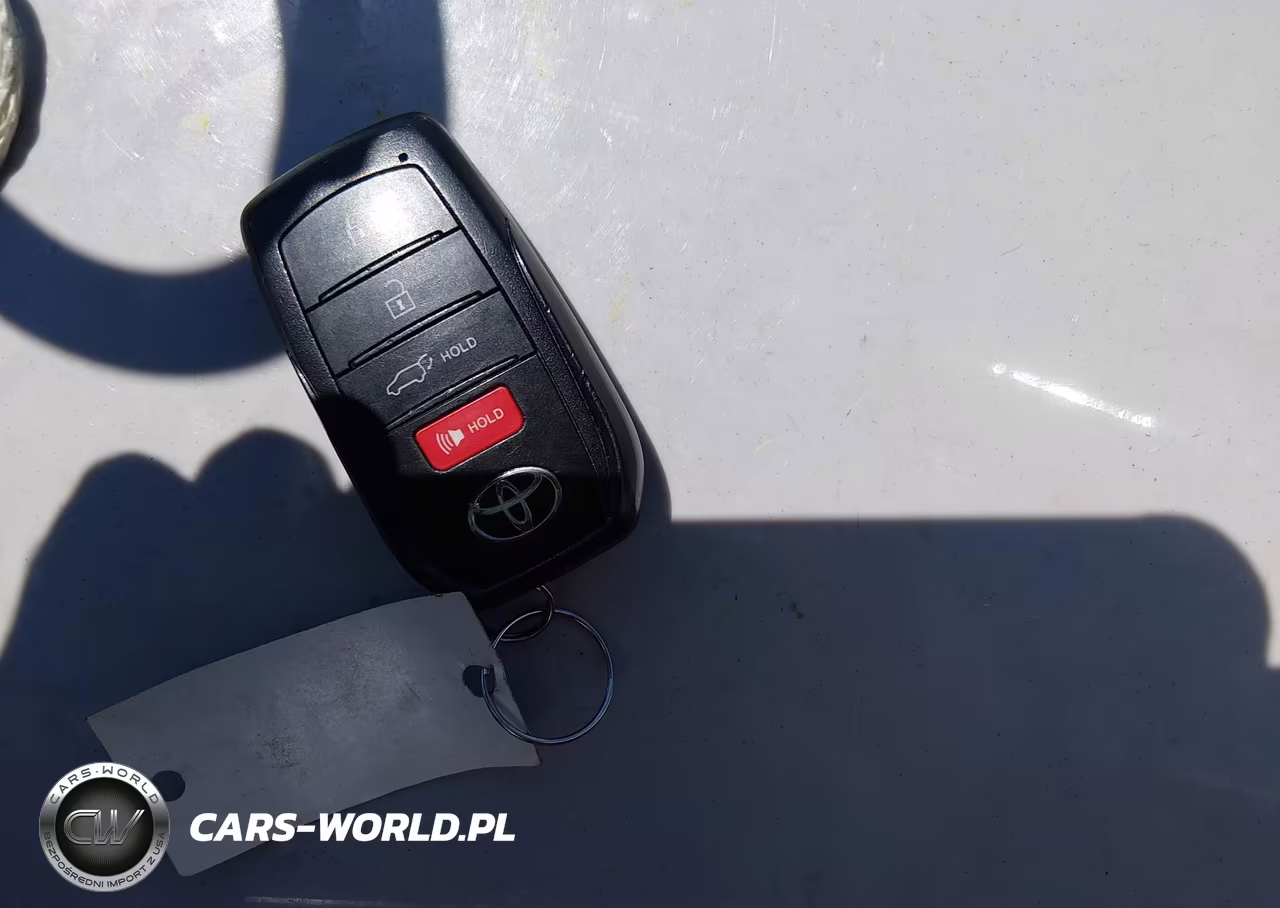 2024 Toyota Prius Prime Xse Premium VIN:JTDACACU1R3026702 - 11