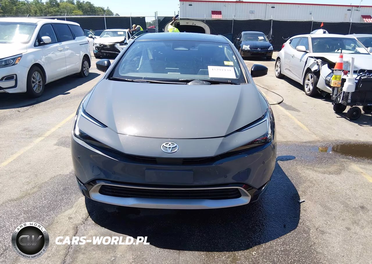 2024 Toyota Prius Prime Xse Premium VIN:JTDACACU1R3026702 - 12