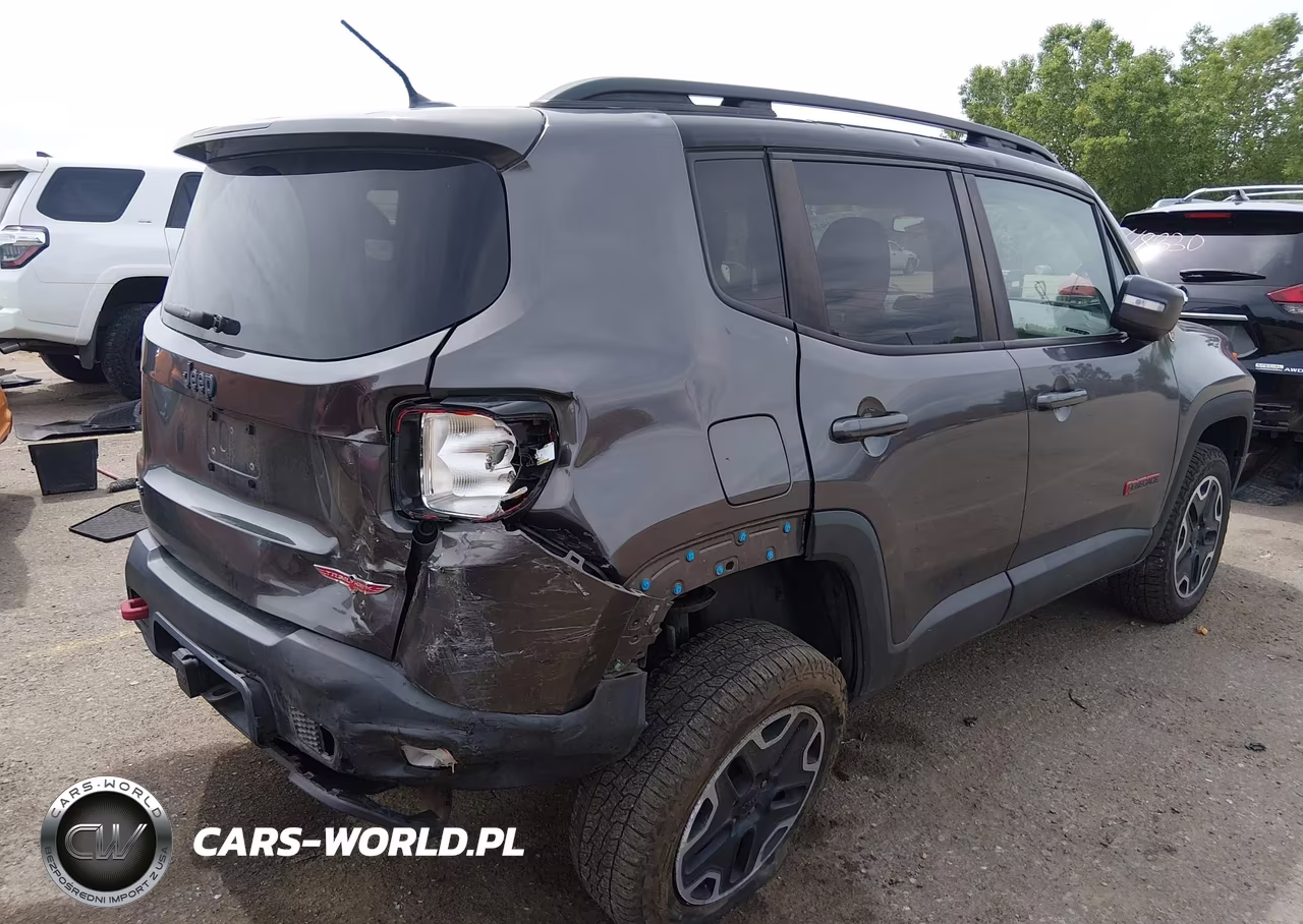 2017 Jeep Renegade Trailhawk 4X4 VIN:ZACCJBCB8HPF26420 - 4