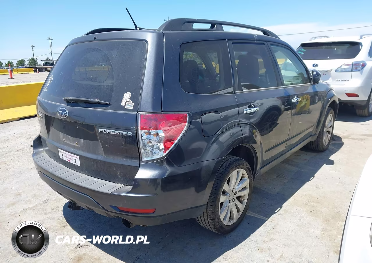 2012 Subaru Forester 2.5X Limited VIN:JF2SHBEC2CH460137 - 4