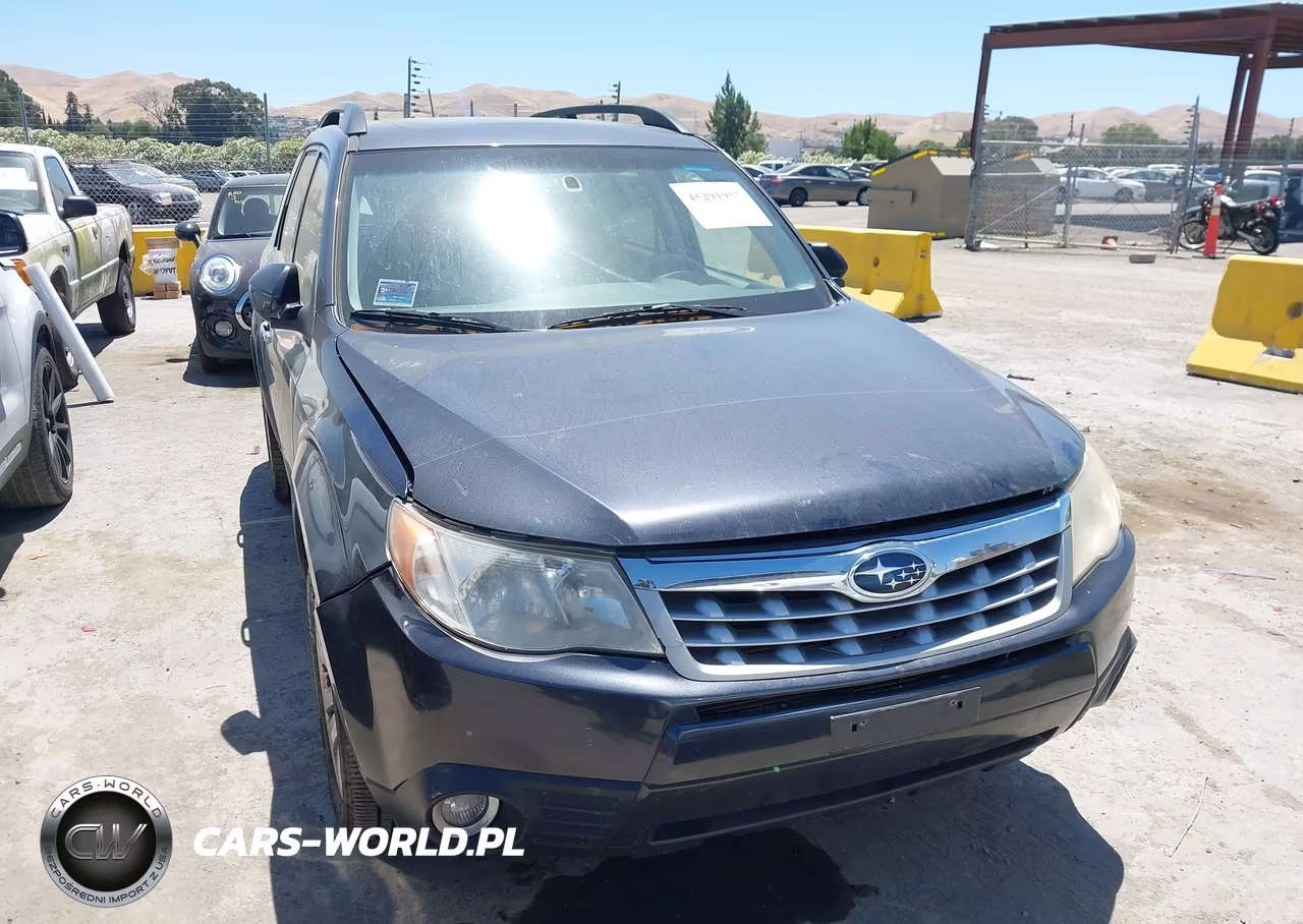 2012 Subaru Forester 2.5X Limited VIN:JF2SHBEC2CH460137 - 6