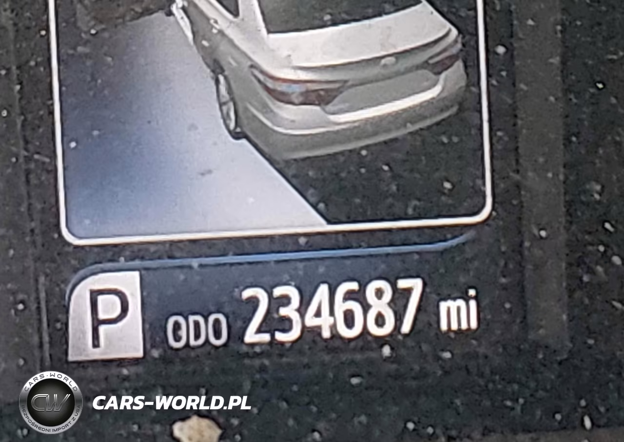 2016 Toyota Camry Le VIN:4T4BF1FK1GR577582 - 16