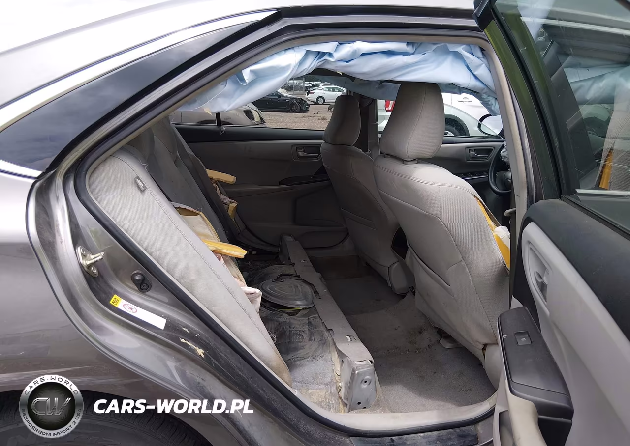 2016 Toyota Camry Le VIN:4T4BF1FK1GR577582 - 8