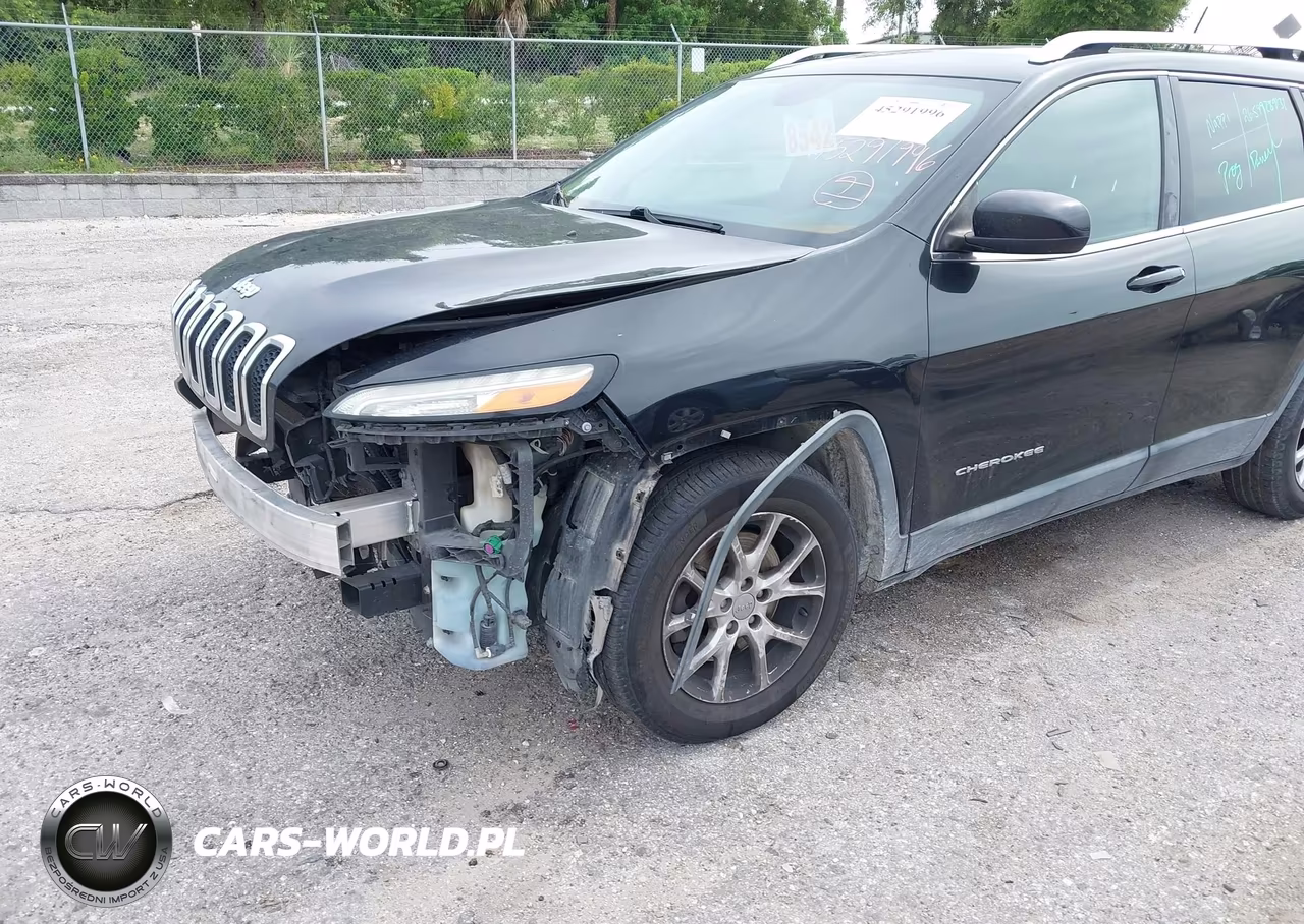 2014 Jeep Cherokee Latitude VIN:1C4PJMCSXEW203689 - 6