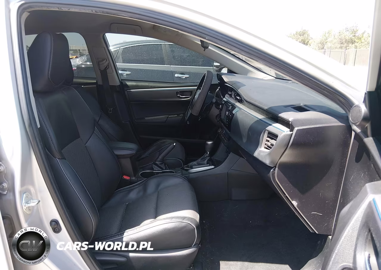 2016 Toyota Corolla S Plus VIN:5YFBURHE2GP464909 - 5