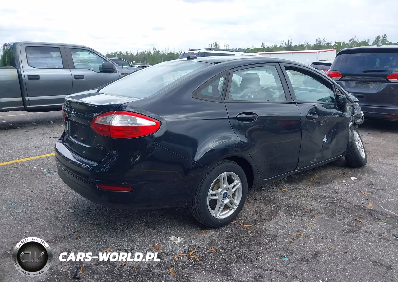 2017 Ford Fiesta Se VIN:3FADP4BJ0HM118977 - 4
