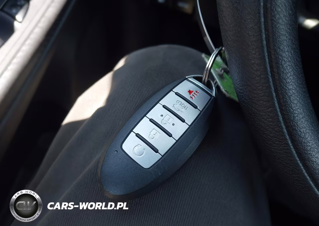 2020 Nissan Versa S 5-Speed Manual Transmission VIN:3N1CN8BV0LL885381 - 11