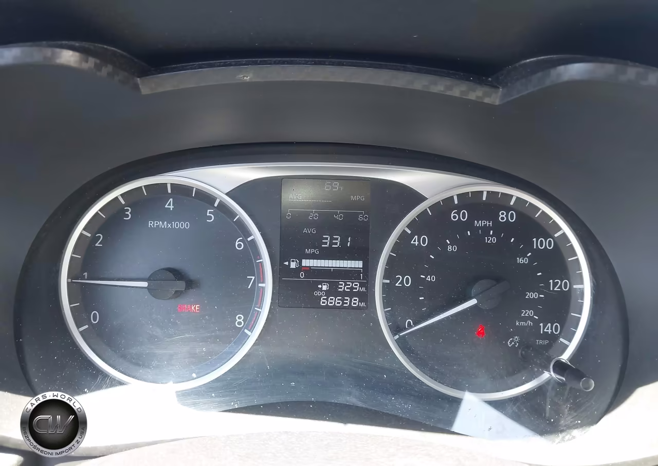 2020 Nissan Versa S 5-Speed Manual Transmission VIN:3N1CN8BV0LL885381 - 7