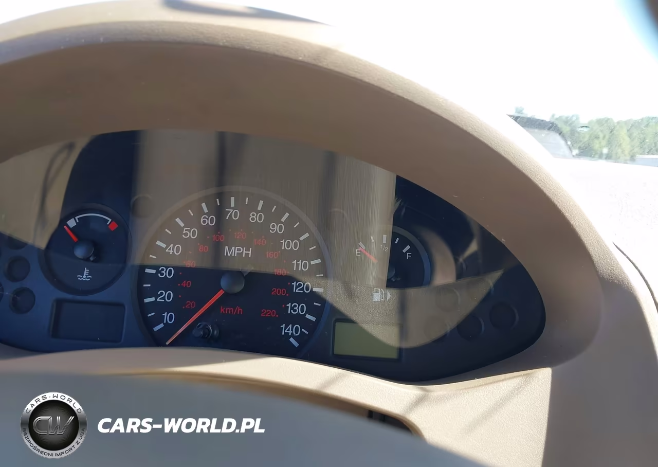 2005 Ford Focus Zx4 VIN:1FAFP34N35W111715 - 16