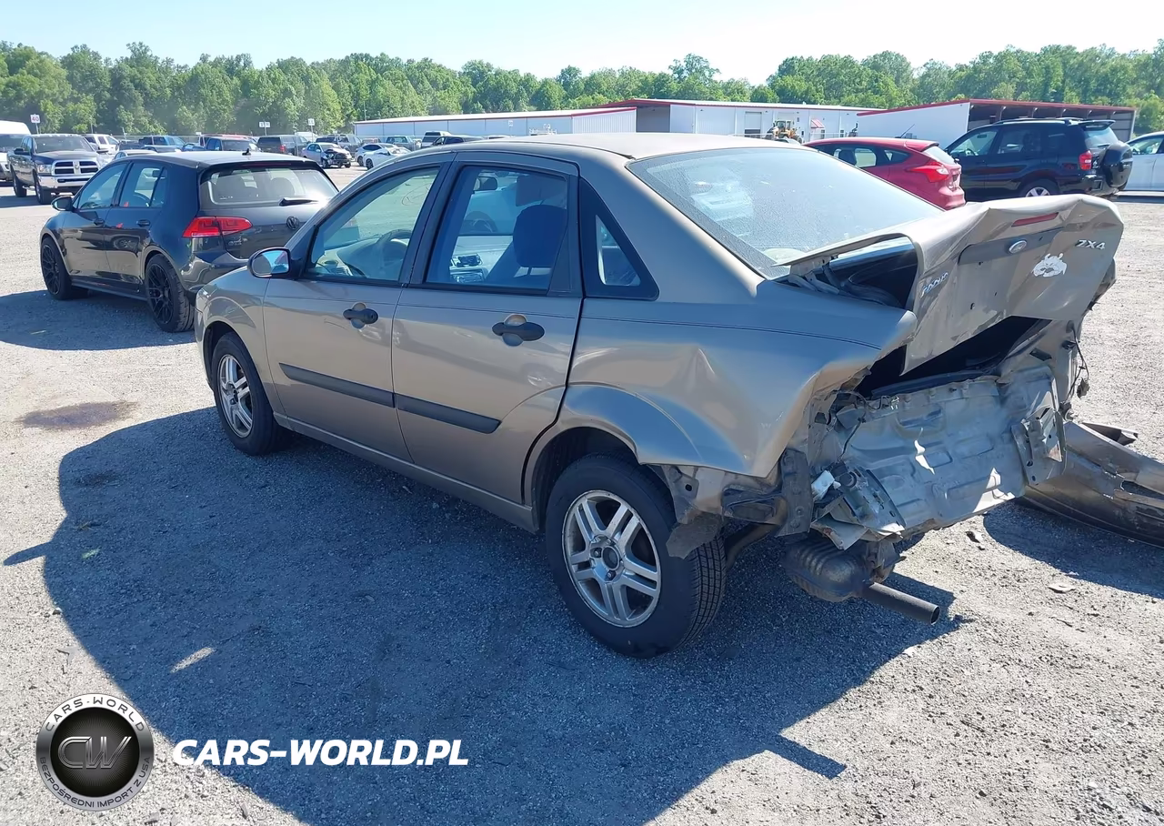 2005 Ford Focus Zx4 VIN:1FAFP34N35W111715 - 3