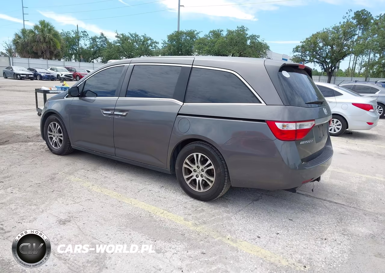 2011 Honda Odyssey Ex-L VIN:5FNRL5H65BB026845 - 3