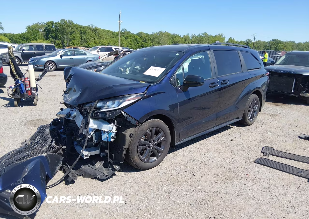 2025 Toyota Sienna Xse VIN:5TDDSKFC0SS167127 - 2