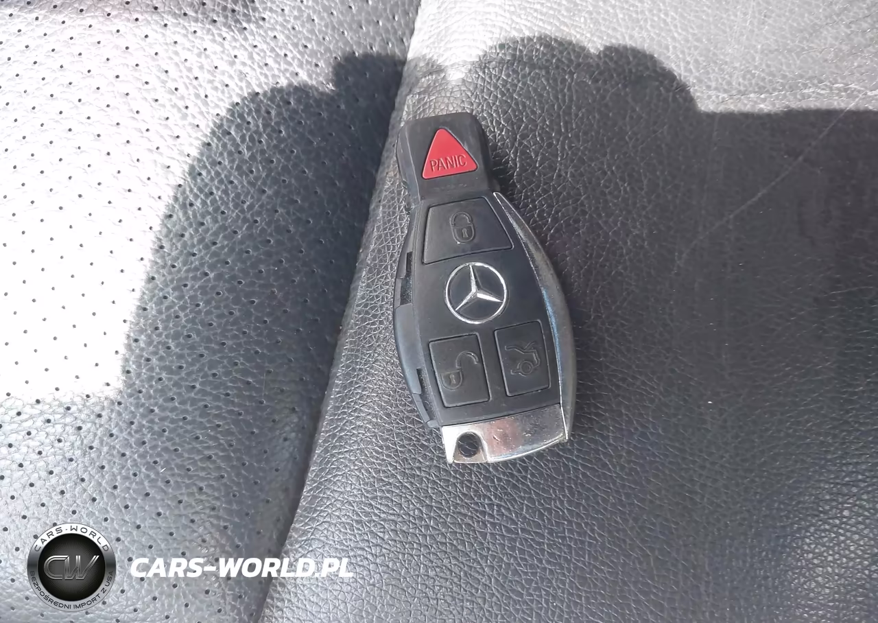 2010 Mercedes-Benz C 300 Sport 4Matic VIN:WDDGF8BB2AF386905 - 11