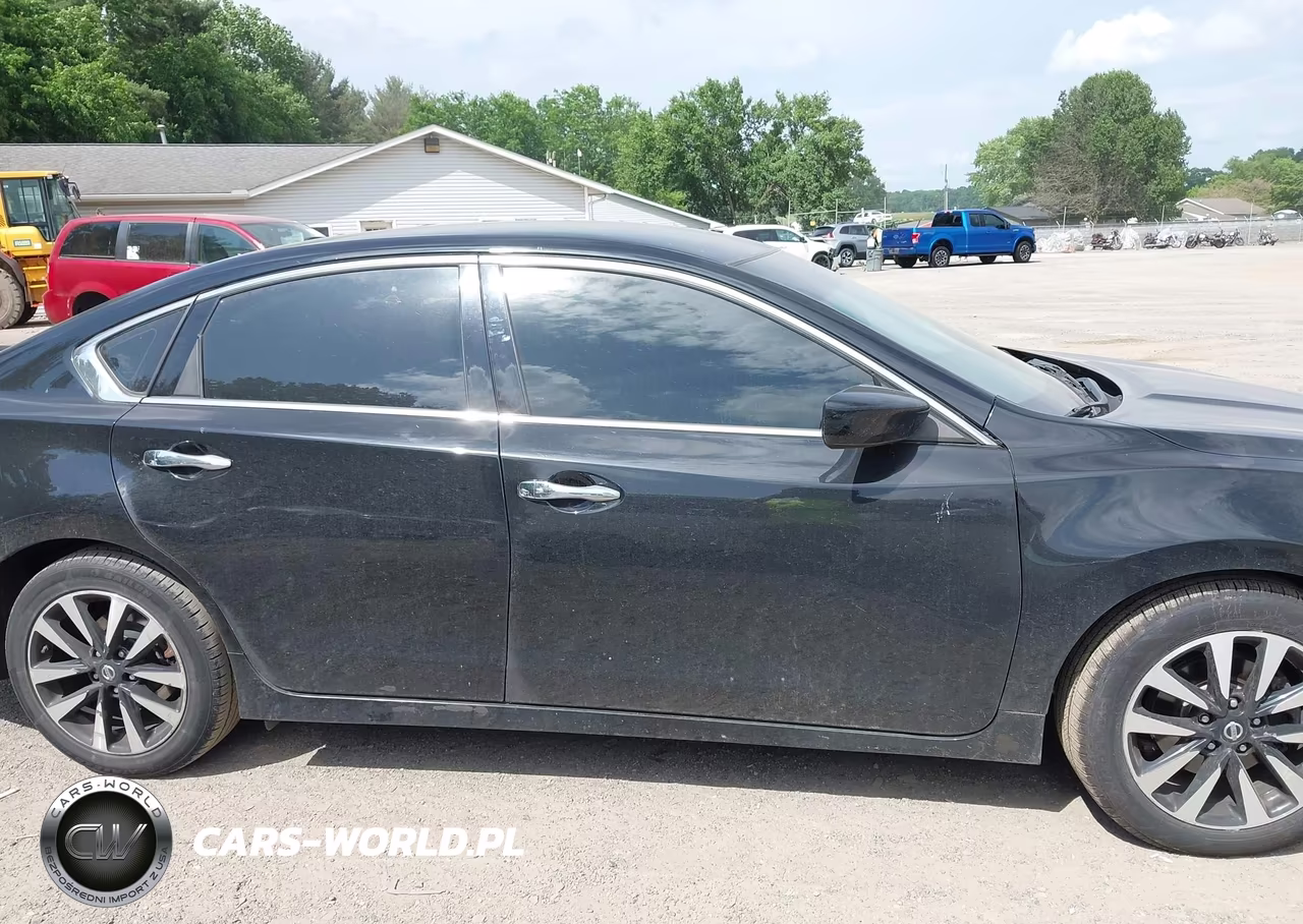 2018 Nissan Altima 2.5 Sv VIN:1N4AL3AP8JC135774 - 14