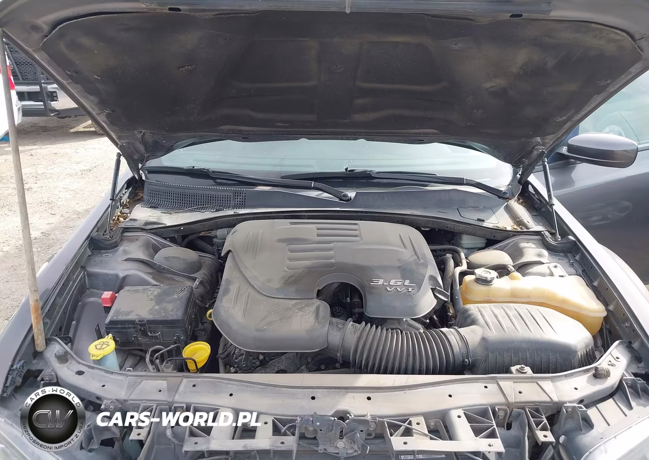 2014 Chrysler 300 300S VIN:2C3CCAGG0EH383555 - 10