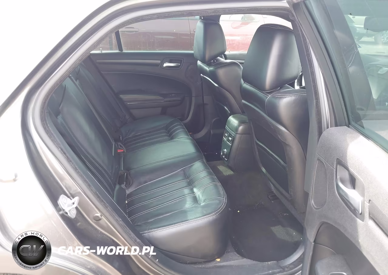 2014 Chrysler 300 300S VIN:2C3CCAGG0EH383555 - 8