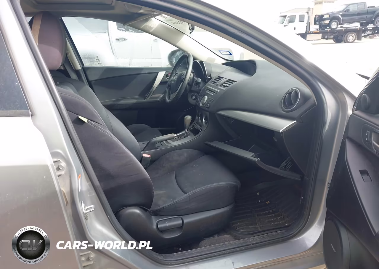 2011 Mazda Mazda3 S Sport VIN:JM1BL1U58B1424308 - 5