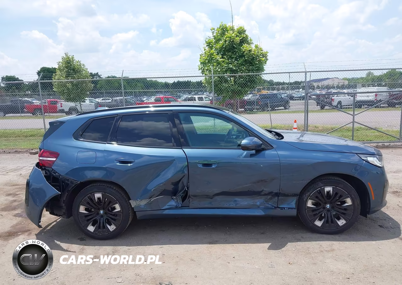 2025 BMW X3 30 xDrive VIN:5UX53GP08S9Z53015 - 13