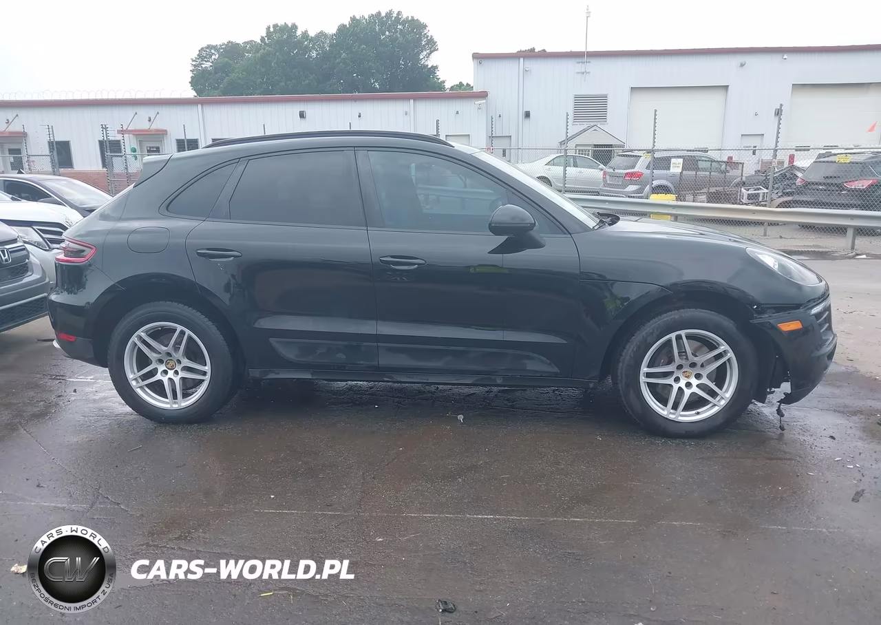 2018 Porsche Macan VIN:WP1AA2A50JLB02761 - 13