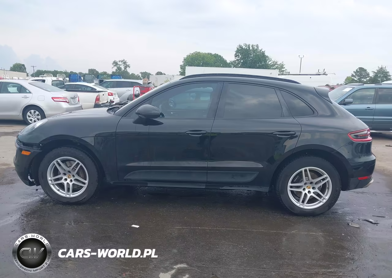 2018 Porsche Macan VIN:WP1AA2A50JLB02761 - 14