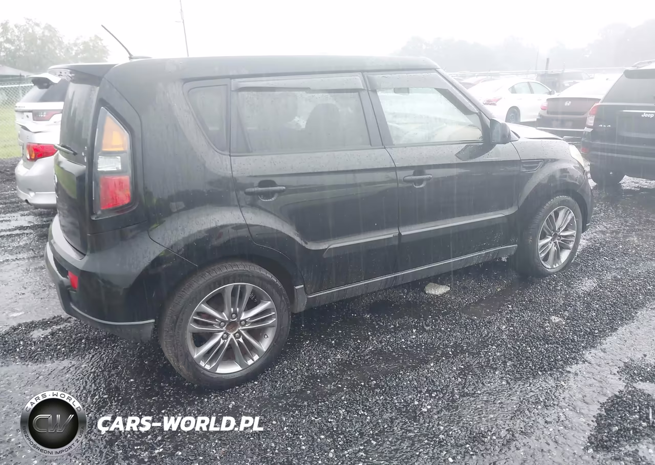 2011 Kia Soul Sport VIN:KNDJT2A26B7732716 - 4