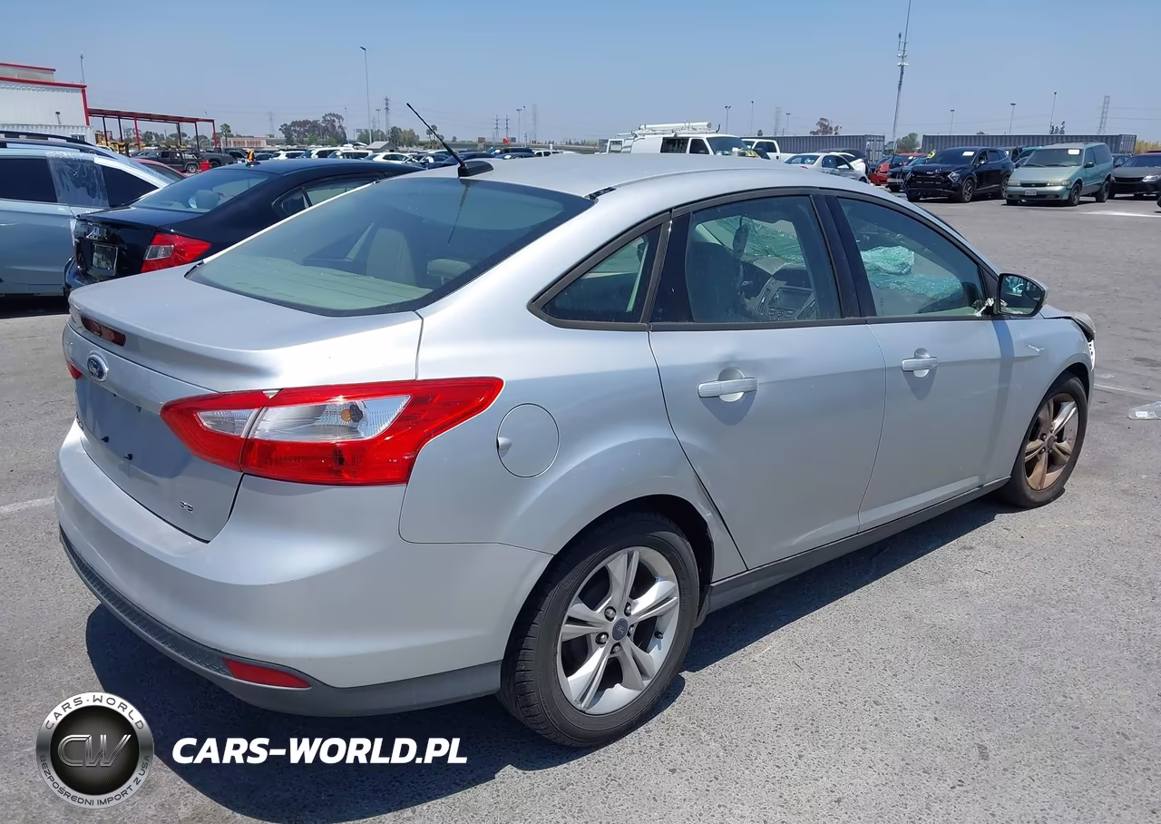 2013 Ford Focus Se VIN:1FADP3F20DL353520 - 4