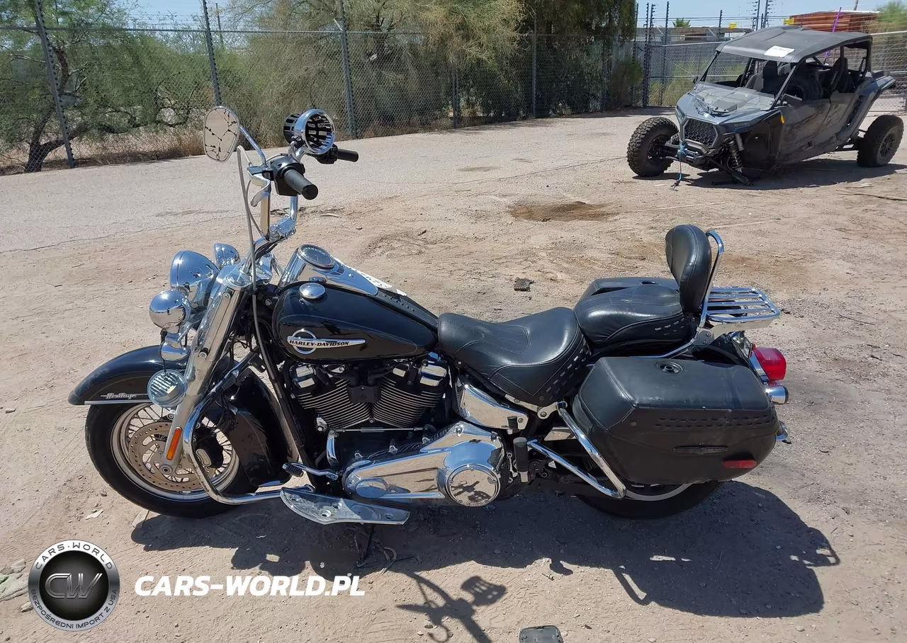 2020 Harley-Davidson Flhc VIN:1HD1YAJ12LB011311 - 12