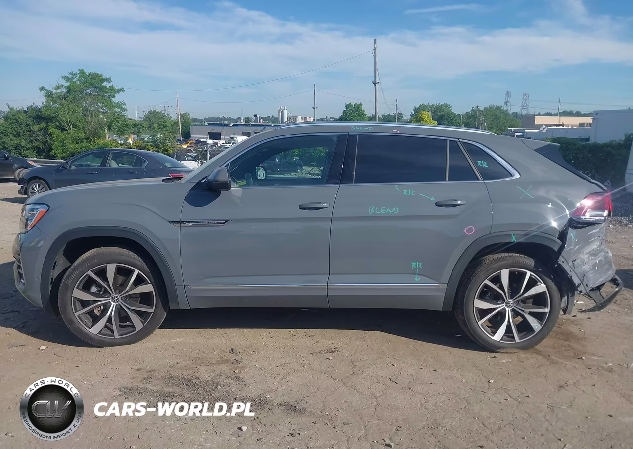 2024 Volkswagen Atlas Cross Sport 2.0T Sel Premium R-Line VIN:1V2FE2CA3RC255456 - 14