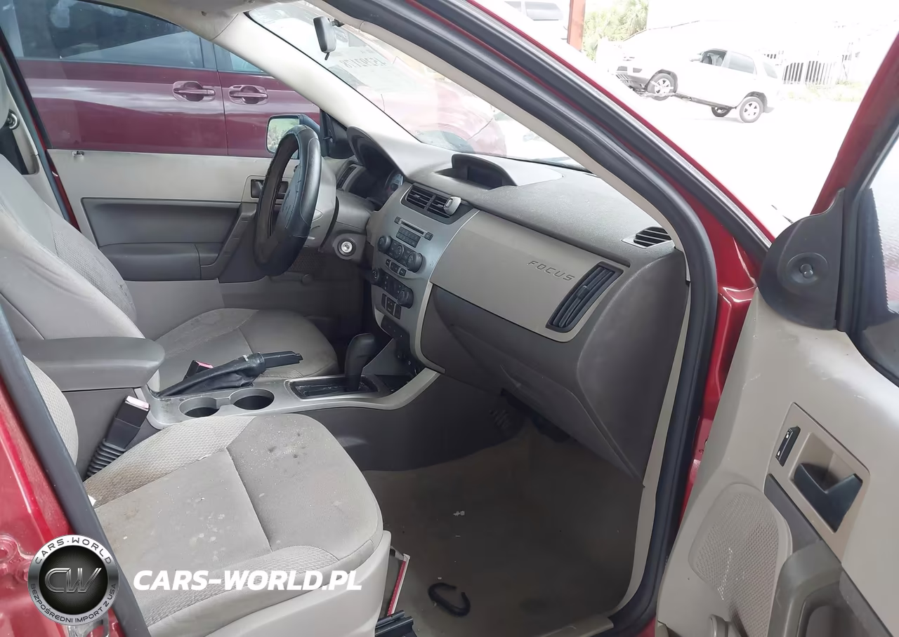 2011 Ford Focus S VIN:1FAHP3EN1BW175304 - 5