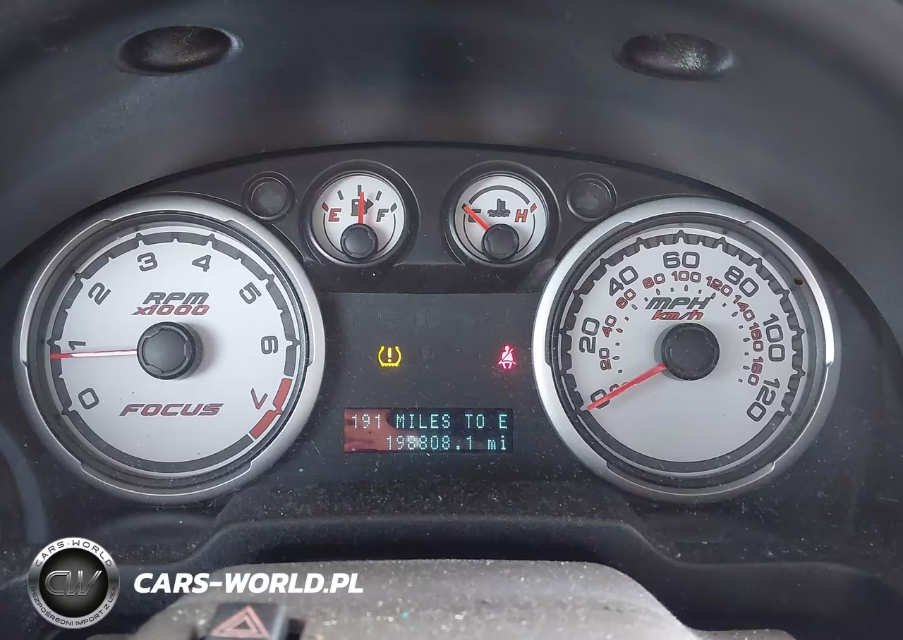 2011 Ford Focus S VIN:1FAHP3EN1BW175304 - 7