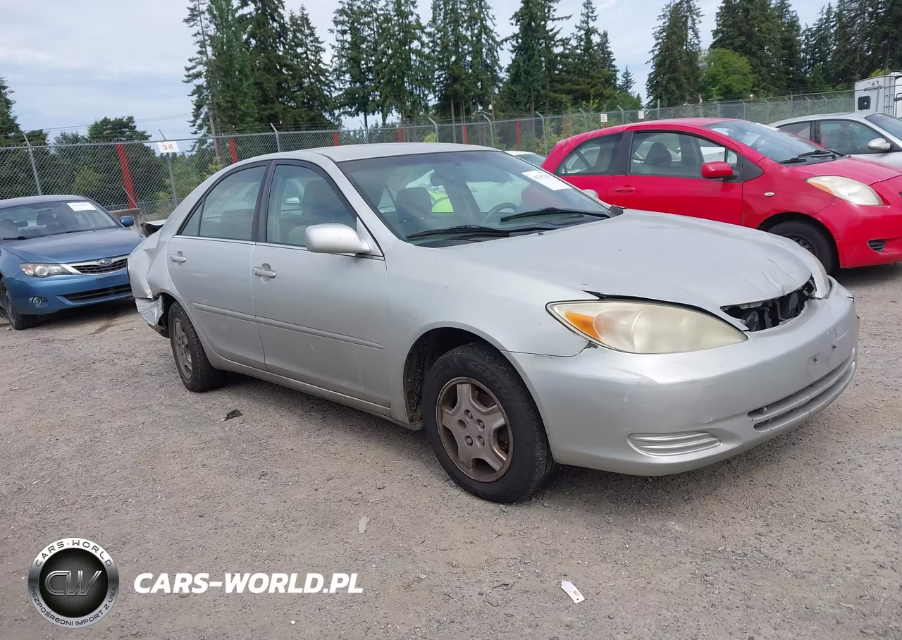 2003 Toyota Camry Le V6 – zdjęcie 1 z 14