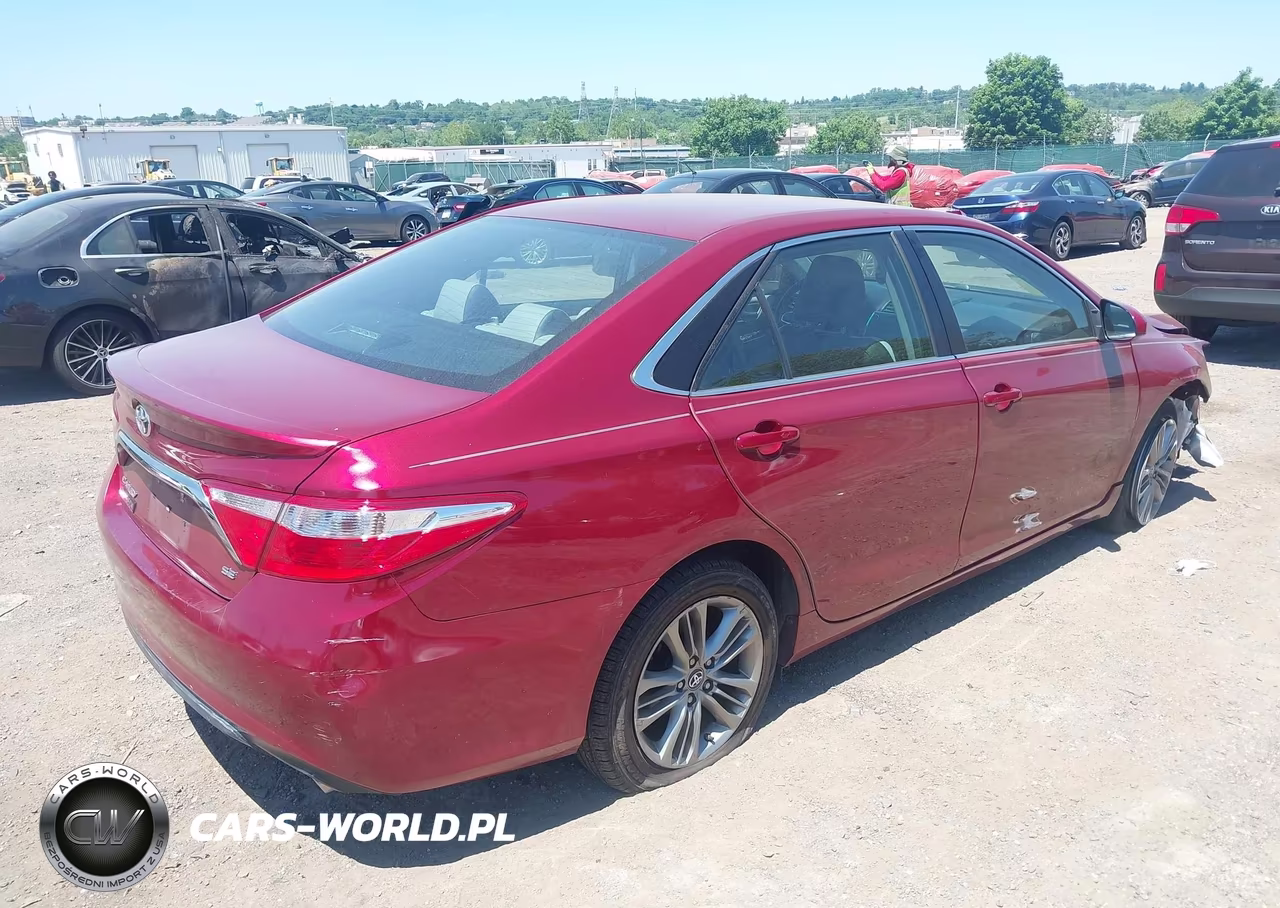 2017 Toyota Camry Se VIN:4T1BF1FK1HU798238 - 4