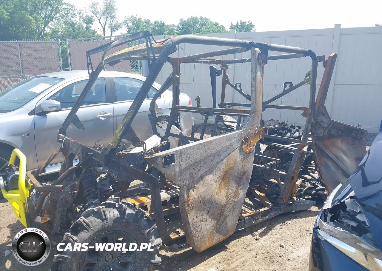 2019 Can-Am Defender Max X Mr Hd10 VIN:3JBUAAP48KK000484 - 2