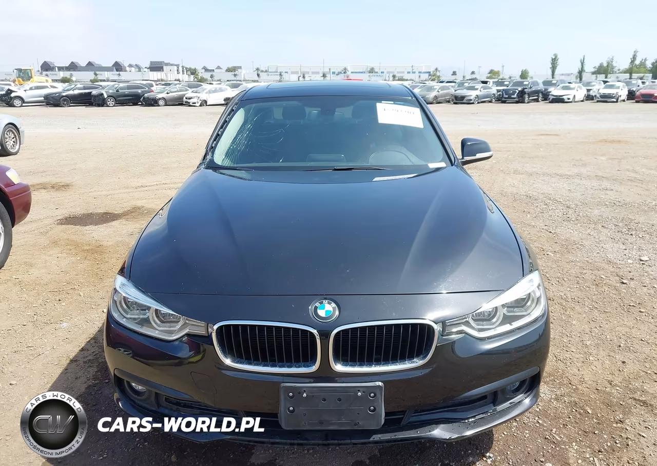 2018 BMW 320I VIN:WBA8A9C5XJAH12667 - 12
