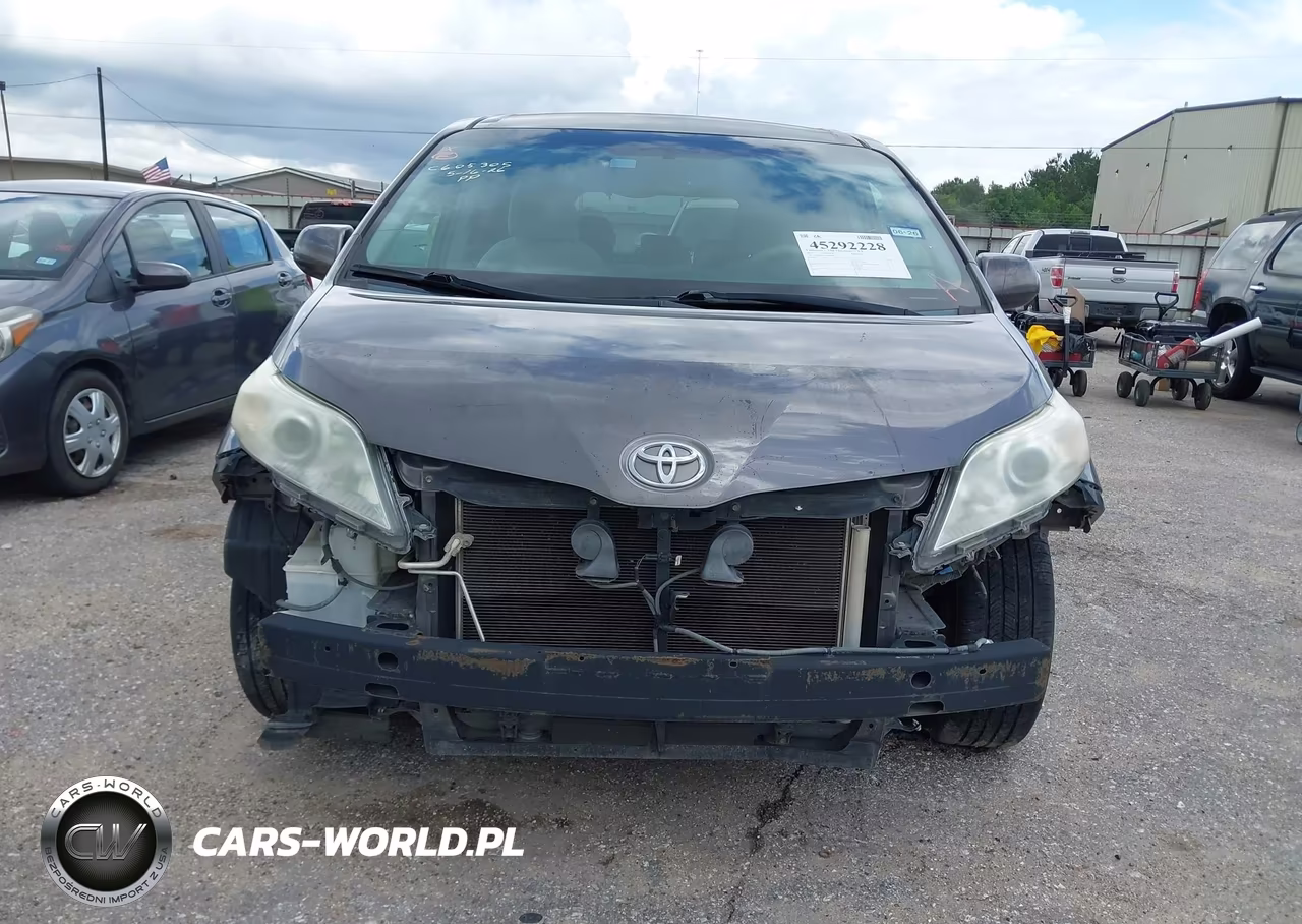 2014 Toyota Sienna Le V6 8 Passenger VIN:5TDKK3DC7ES480261 - 12