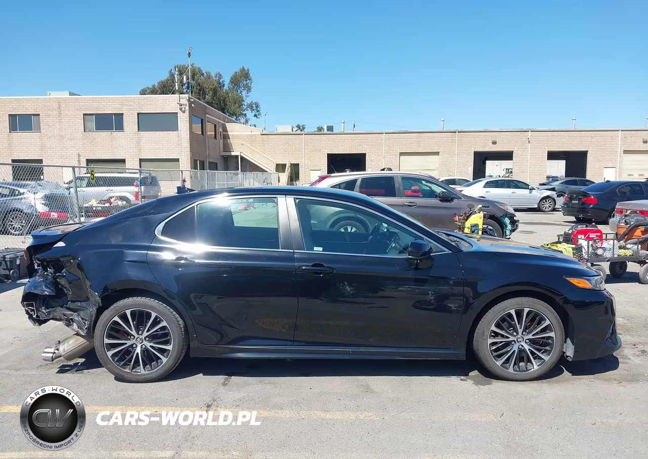 2019 Toyota Camry Se VIN:4T1B11HK8KU760136 - 13