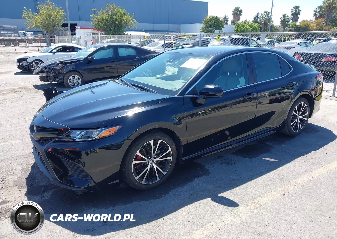 2019 Toyota Camry Se VIN:4T1B11HK8KU760136 - 2