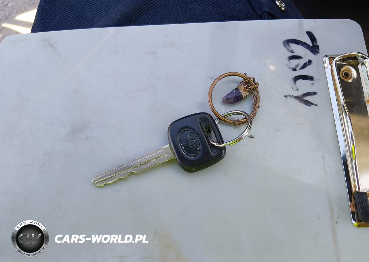 2008 Toyota Yaris VIN:JTDBT923984027794 - 11