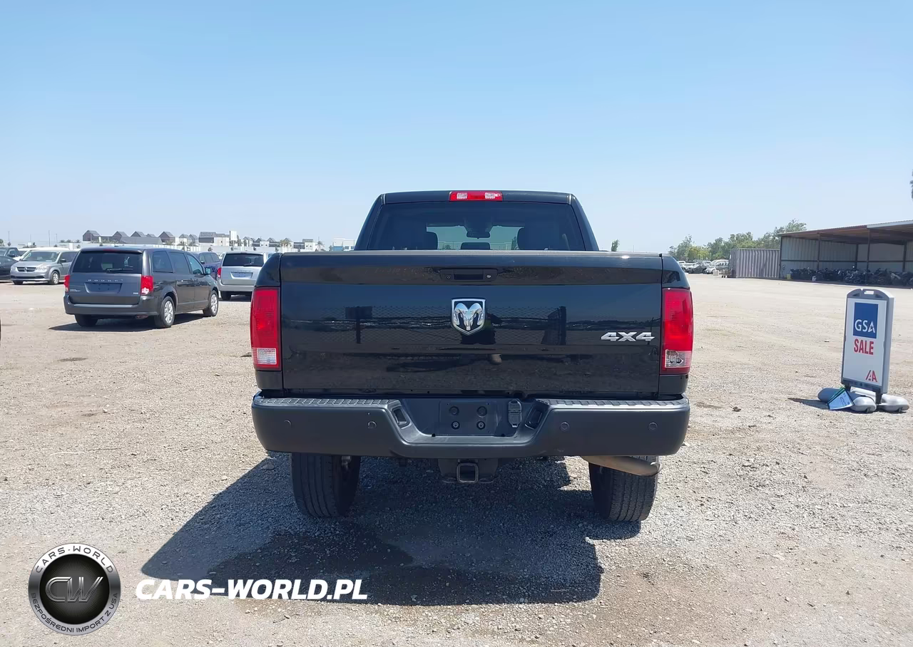 2017 Ram 3500 Tradesman 4X4 6'4 Box VIN:3C63R3CT8HG718985 - 19