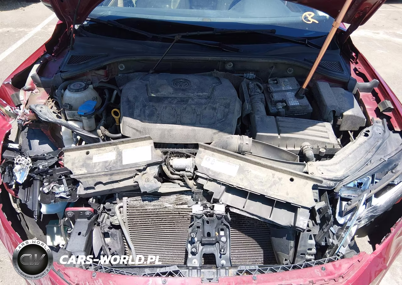 2019 Volkswagen Passat 2.0T Wolfsburg Edition VIN:1VWLA7A36KC000160 - 10