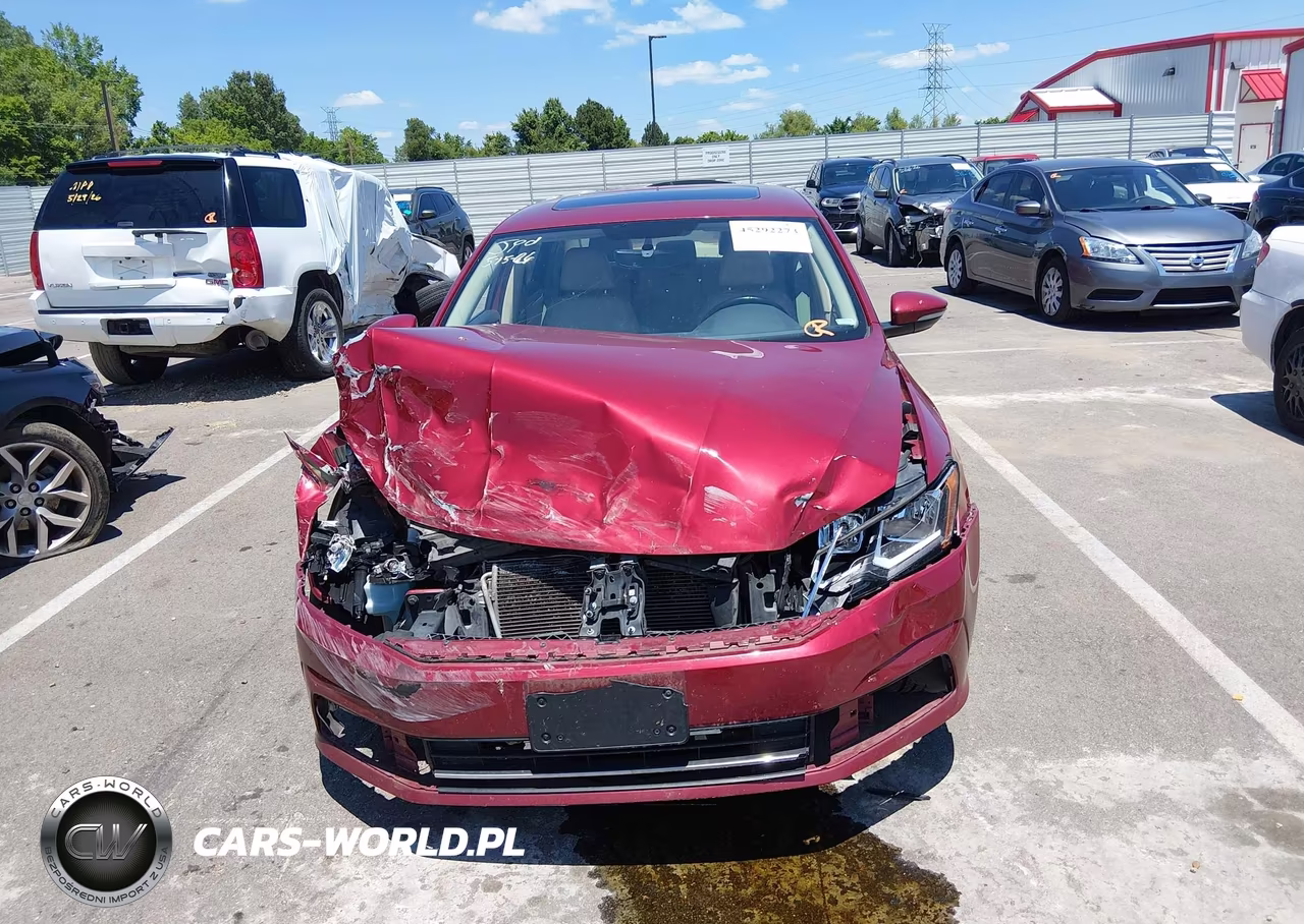 2019 Volkswagen Passat 2.0T Wolfsburg Edition VIN:1VWLA7A36KC000160 - 12