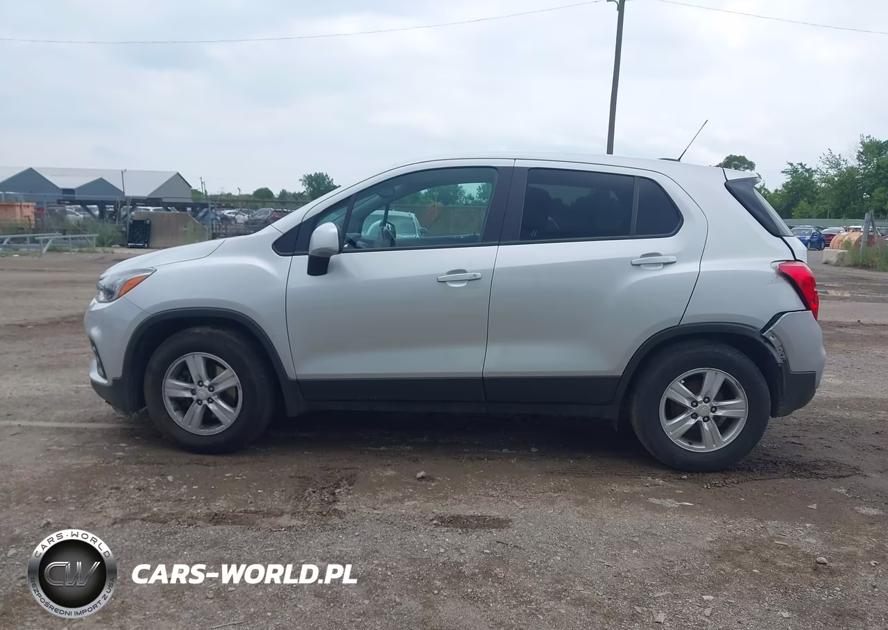 2019 Chevrolet Trax Ls VIN:3GNCJKSB2KL365474 - 14