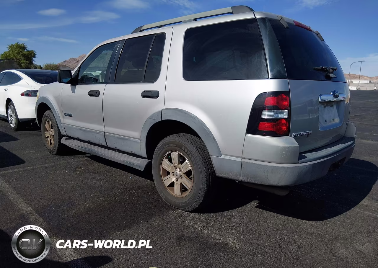 2006 Ford Explorer Xlt VIN:1FMEU73E76UB35290 - 3