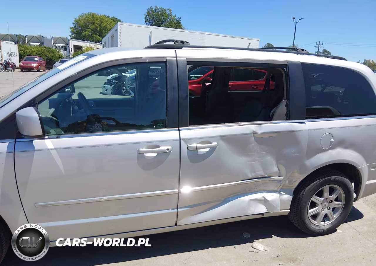2010 Chrysler Town & Country Touring VIN:2A4RR5D12AR413617 - 6