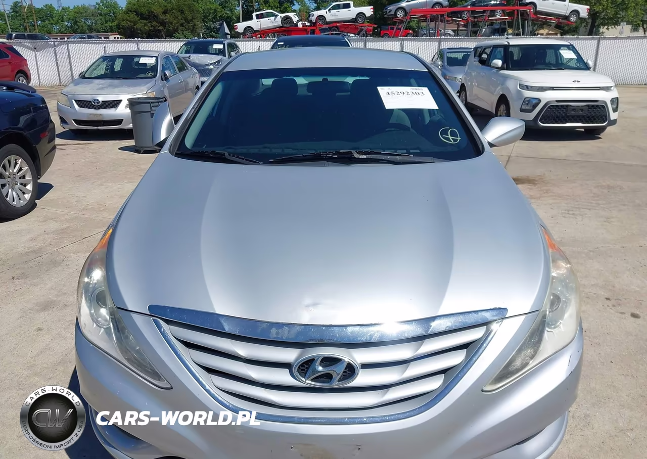 2011 Hyundai Sonata Gls VIN:5NPEB4AC4BH043083 - 12